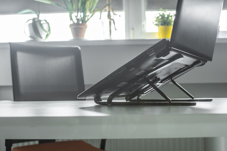 Podstawka pod laptop FOLD | BC-17868-02