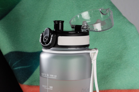 Bidon motywacyjny 1000 ml MOTIVA | BC-16238-01