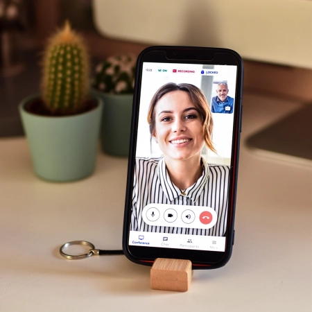 Bambusowy brelok z podstawką pod telefon, beżowy | RD-R22828.13