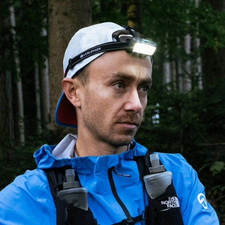 Latarka na głowę Ledlenser NEO9R | VA-VHL04-11